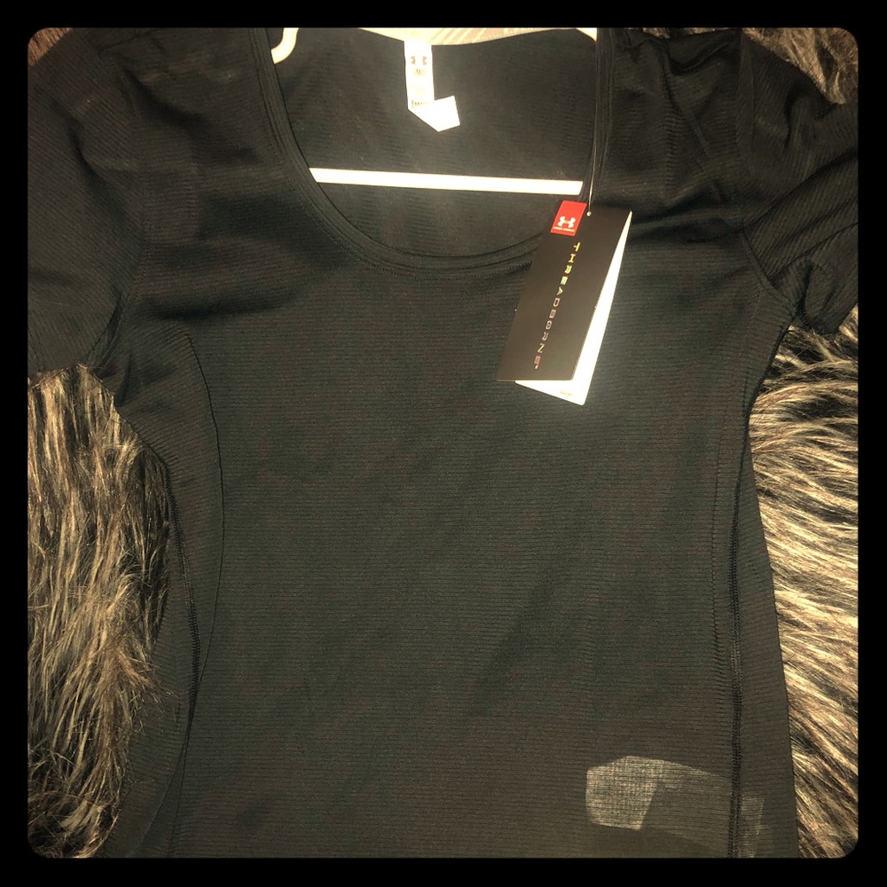 Under Armour Women’s Small Petite T-Shirt